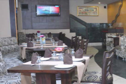 Hotel Amba Residency