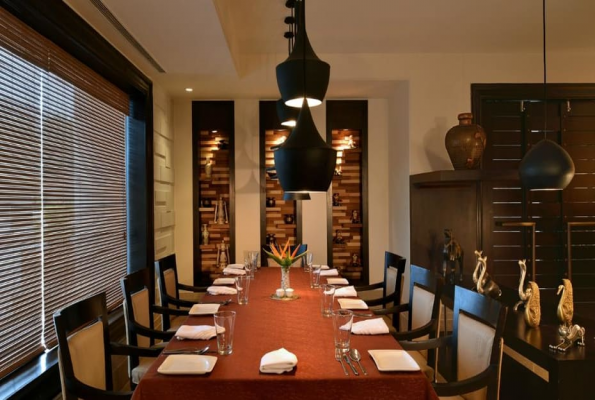 James Hotel 2