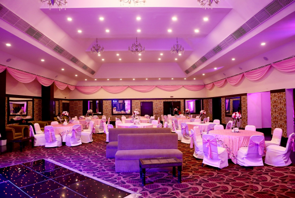 Vibe By The LaLiT Traveller
