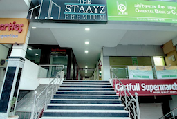 Staayz Premium Hotel & Studio Apartments