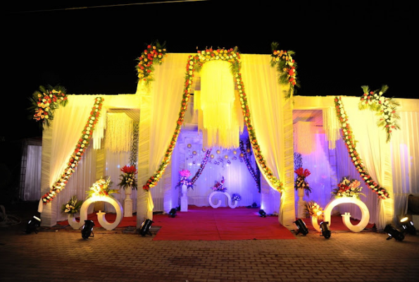 Utsav Grand 4