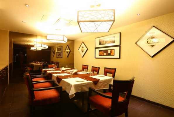 Hotel Vaishnaoi 5