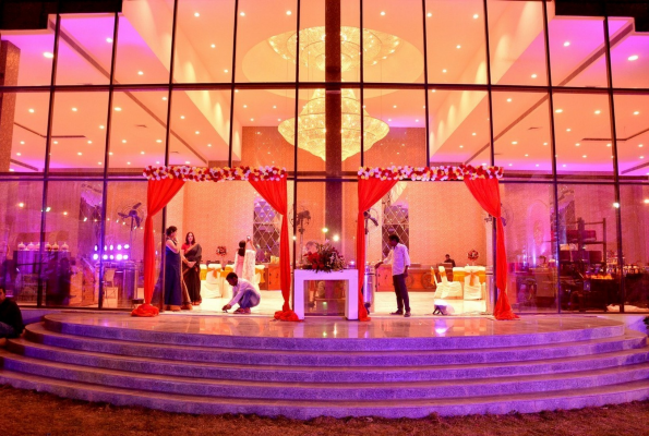 The Crystal Farm House 4