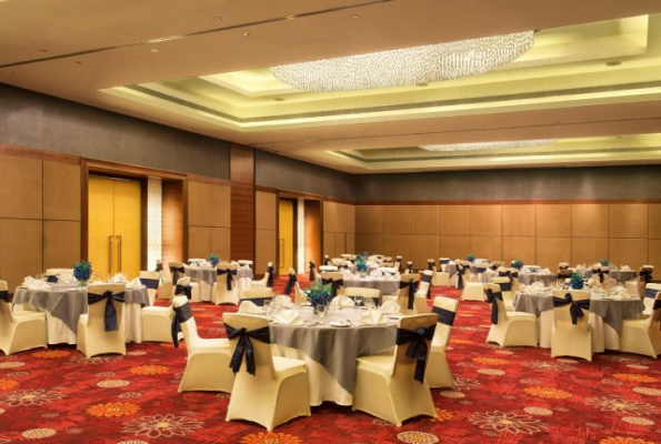 Crowne Plaza 1