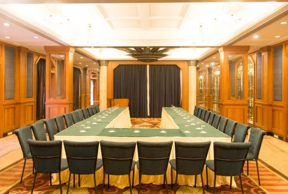 Hotel Ritz Inn 2
