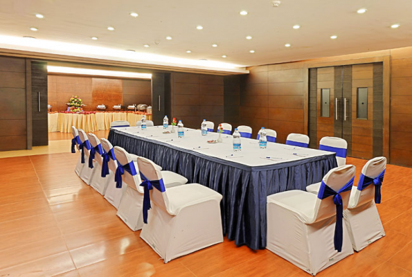 The Hotel Royal Plaza