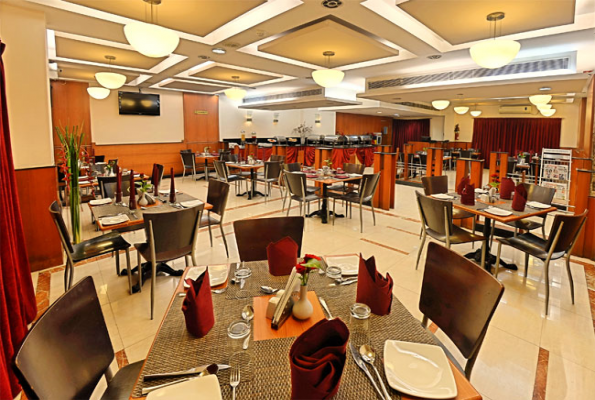 The Hotel Royal Plaza 2