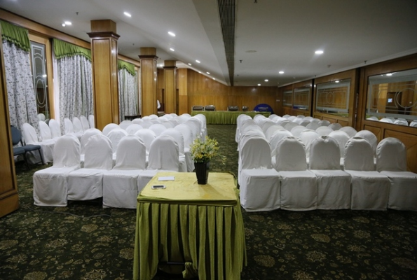 Hotel Benzz Park 4