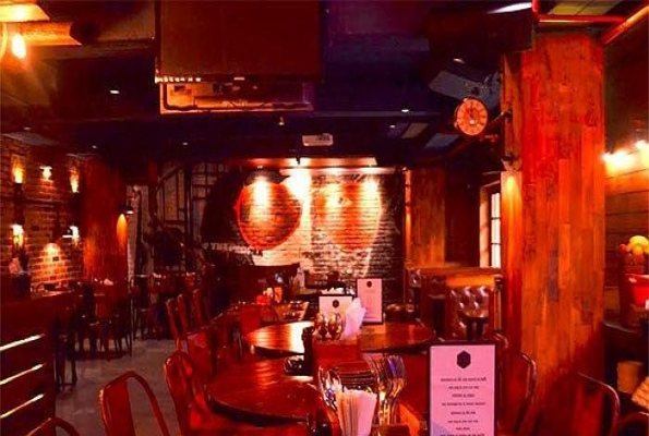 Lanterns Kitchen & Bar 4