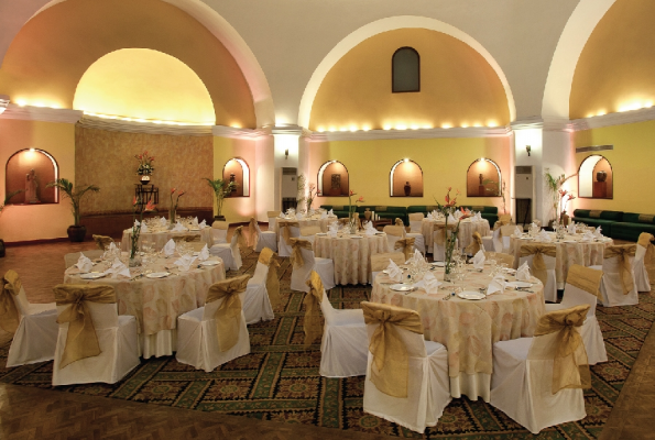 Vivanta by Taj Ambassador