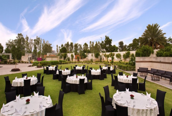 Crowne Plaza Hotel