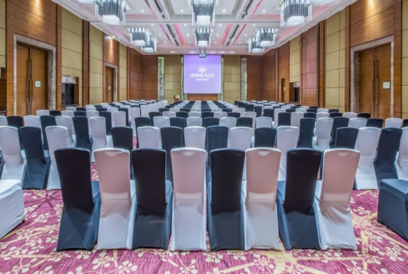 Crowne Plaza Today 3