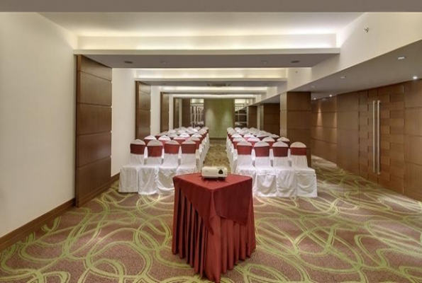 Pride Plaza Hotel 1
