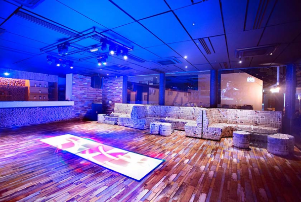 Skyhy Terrace & Lounge 5