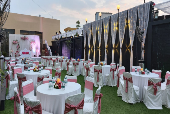 Royal Orchid Central 3