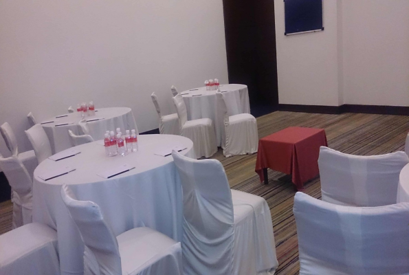 Royal Orchid Central 5