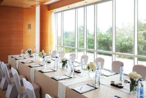 Four Seasons Hotel 3