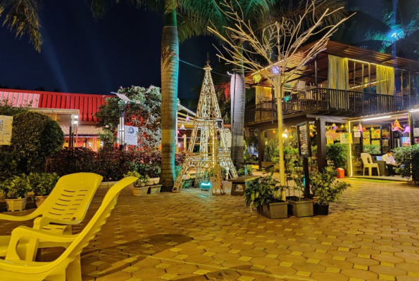 De Villa Garden Restro Lounge 1