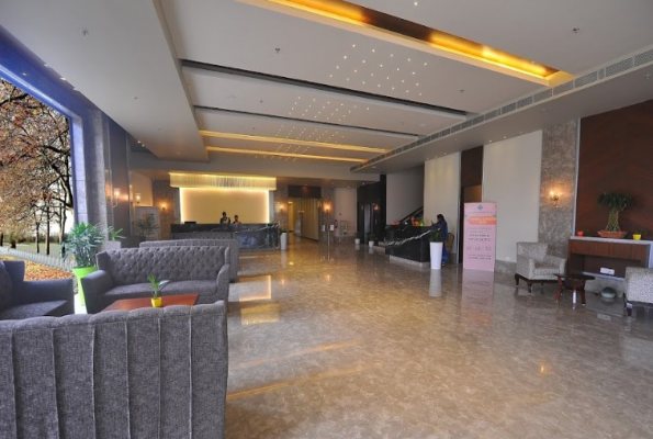 Pipul Padmaja Premium Hotel And Convention 5