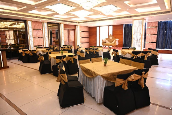 Deventure Hotel Karnal 4