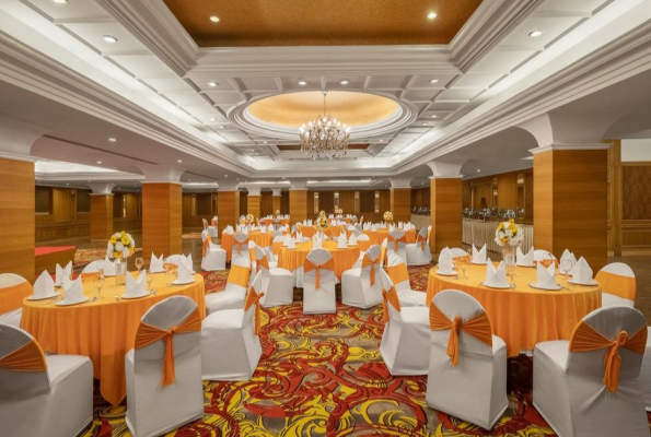 Sarovar Portico Surajkund 4