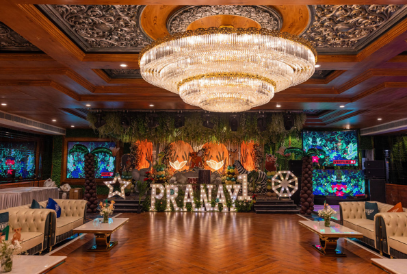 The Opulence Hotel & Banquets