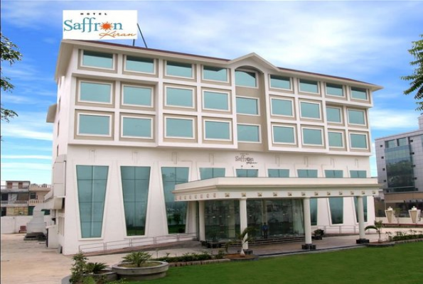 Hotel Saffron Kiran 4